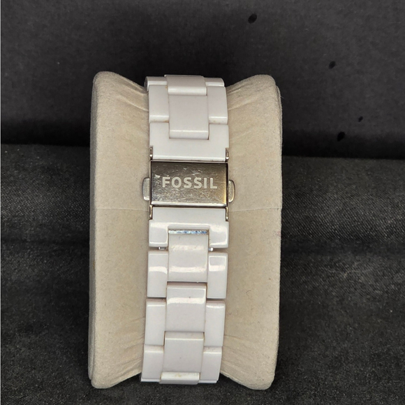 Fossil Stella ES-1967 Womens Watch 38mm White Multifunction New Battery 6.5" - Picture 4 of 5